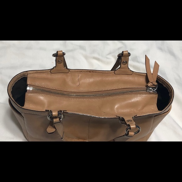 Coach Handbag - Picture 3 of 8